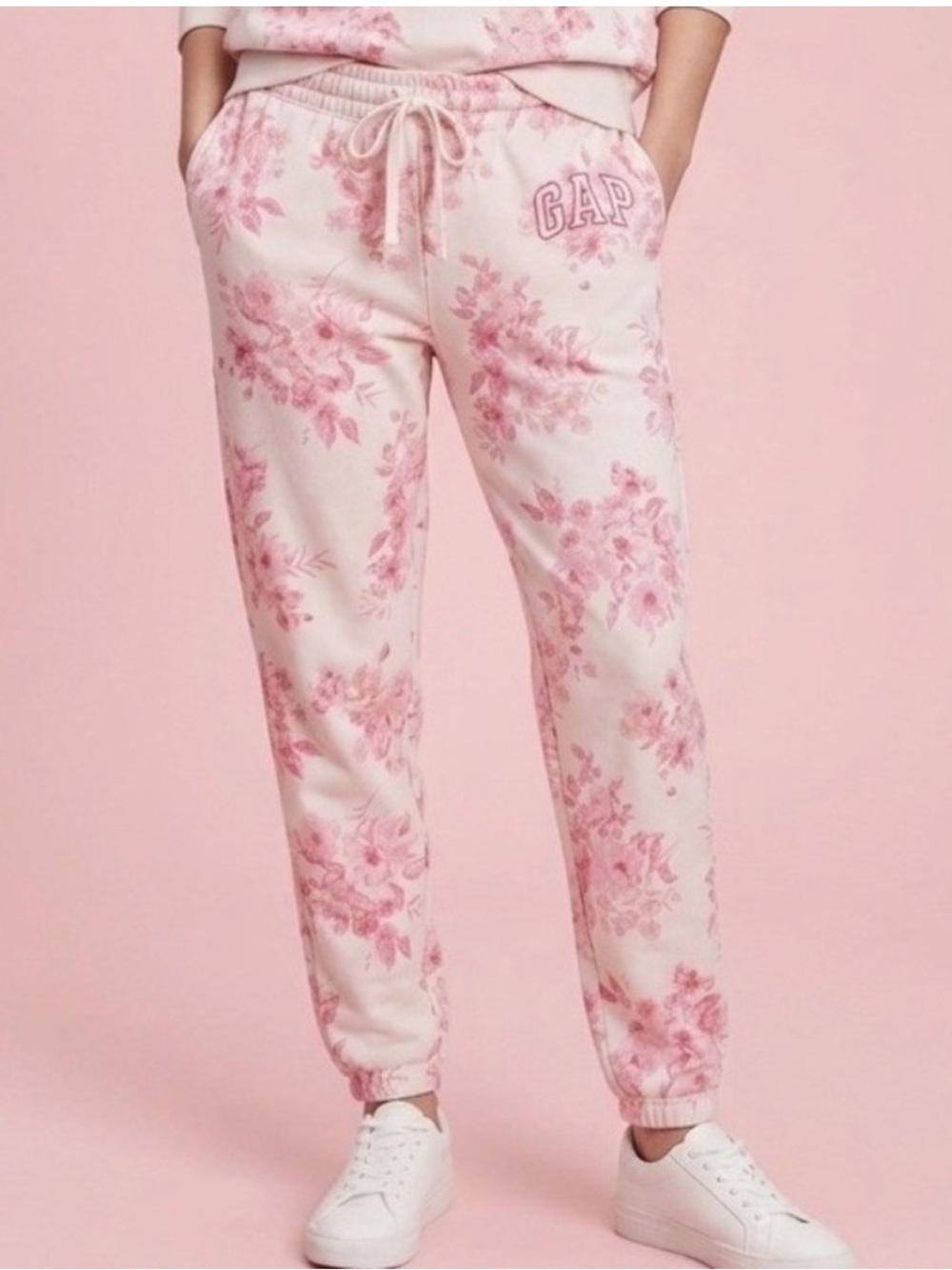 Gap floral sweat pants